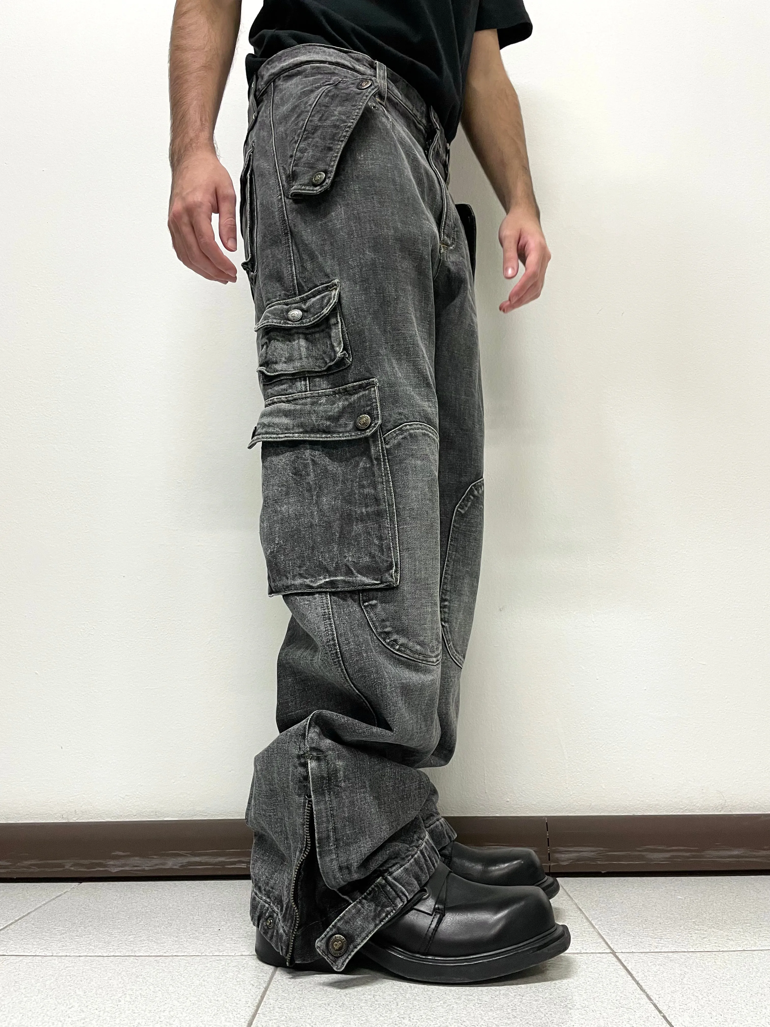 2000s Dolce & Gabbana heavy weight cargo pants