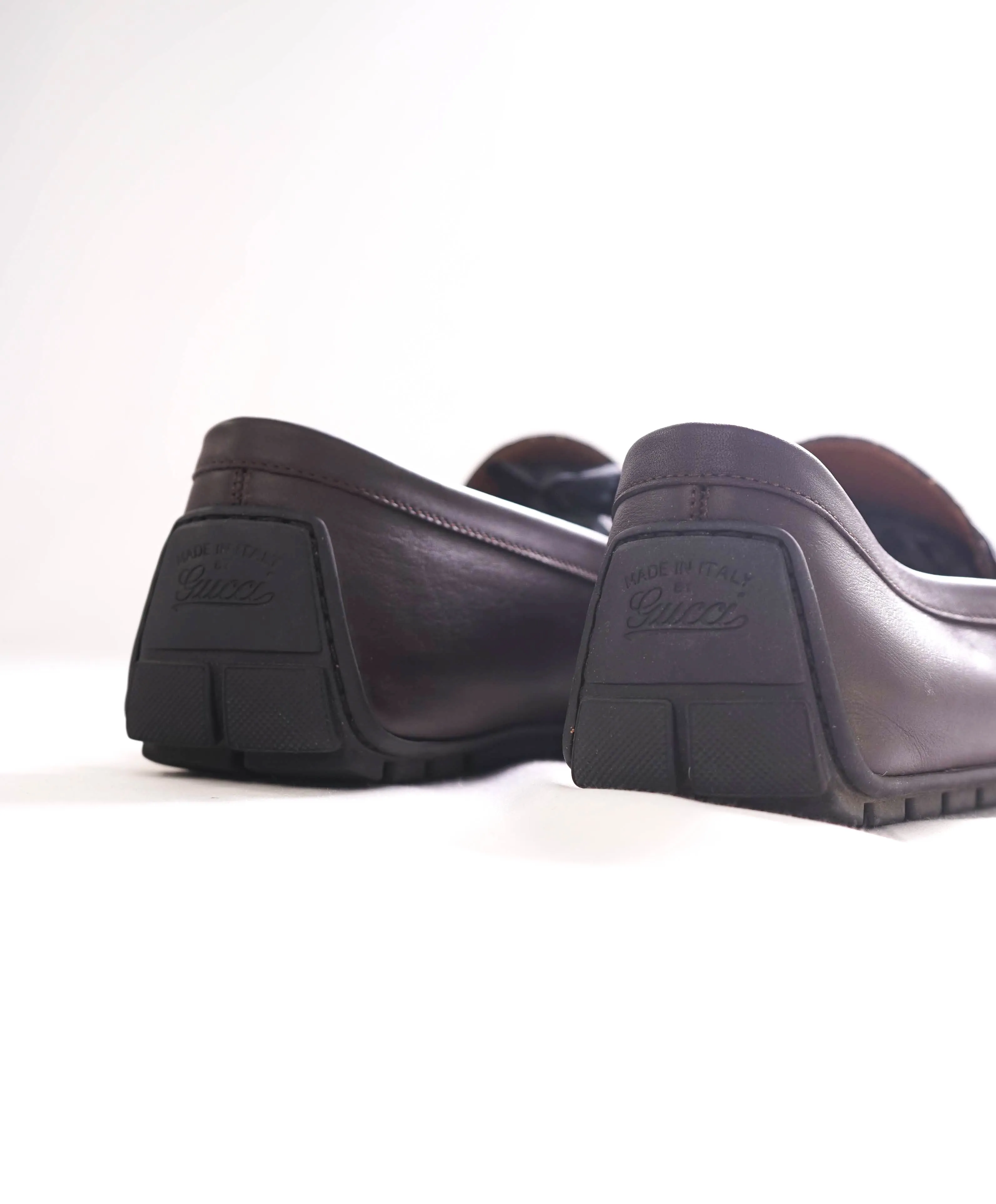 $920 GUCCI - "GG Guccissima" Brown Leather Loafers - 8 US (7.5G)