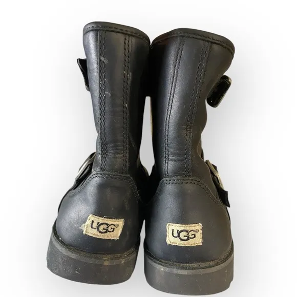 H5-20 UGG Harwell Boots