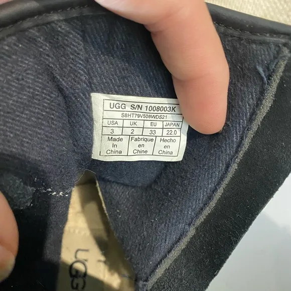 H5-20 UGG Harwell Boots