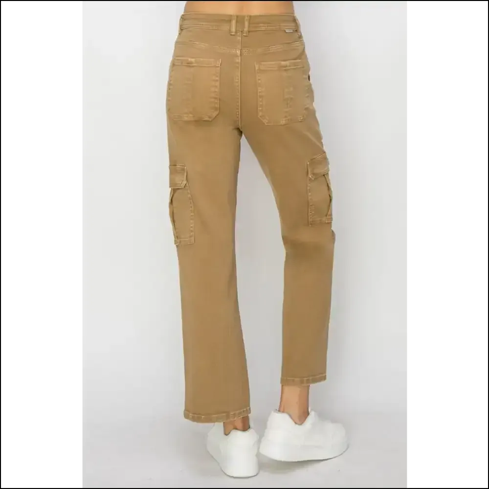 High Rise Cargo Jeans: Elevate your Style, Hide Snacks Like a Pro! 🍕✨