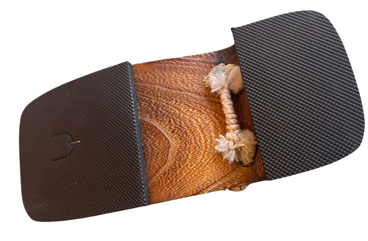 Japanese Men's Geta Sandals / Size M-L, Brown Straps with Traditional Wave pattern