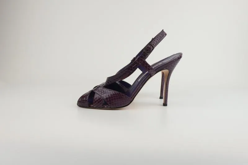 Manolo Blahnik Slingback Sandals Purple Snakeskin Size 39 Peep Toe Heel