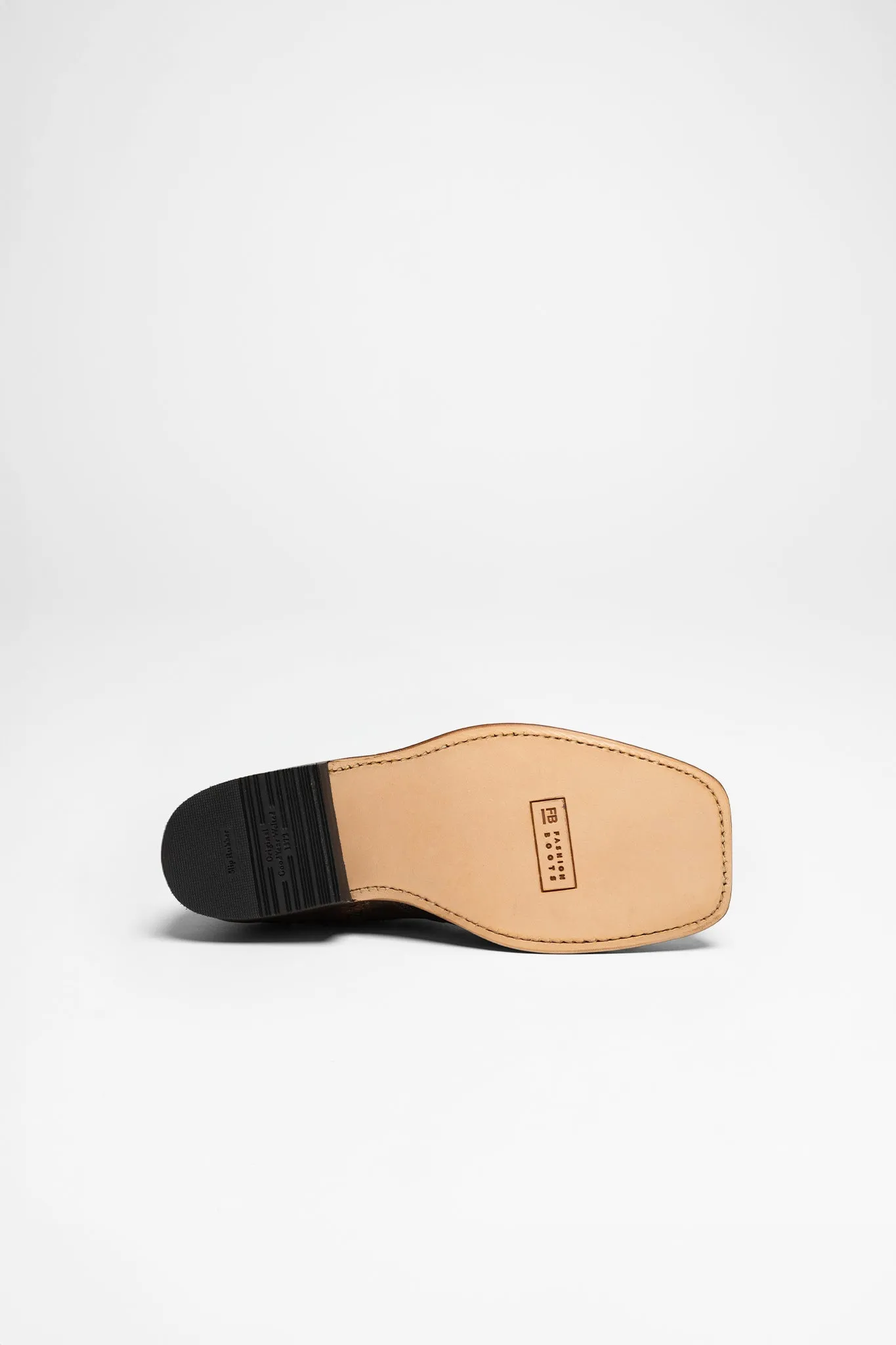 MB001 Unisex Braun