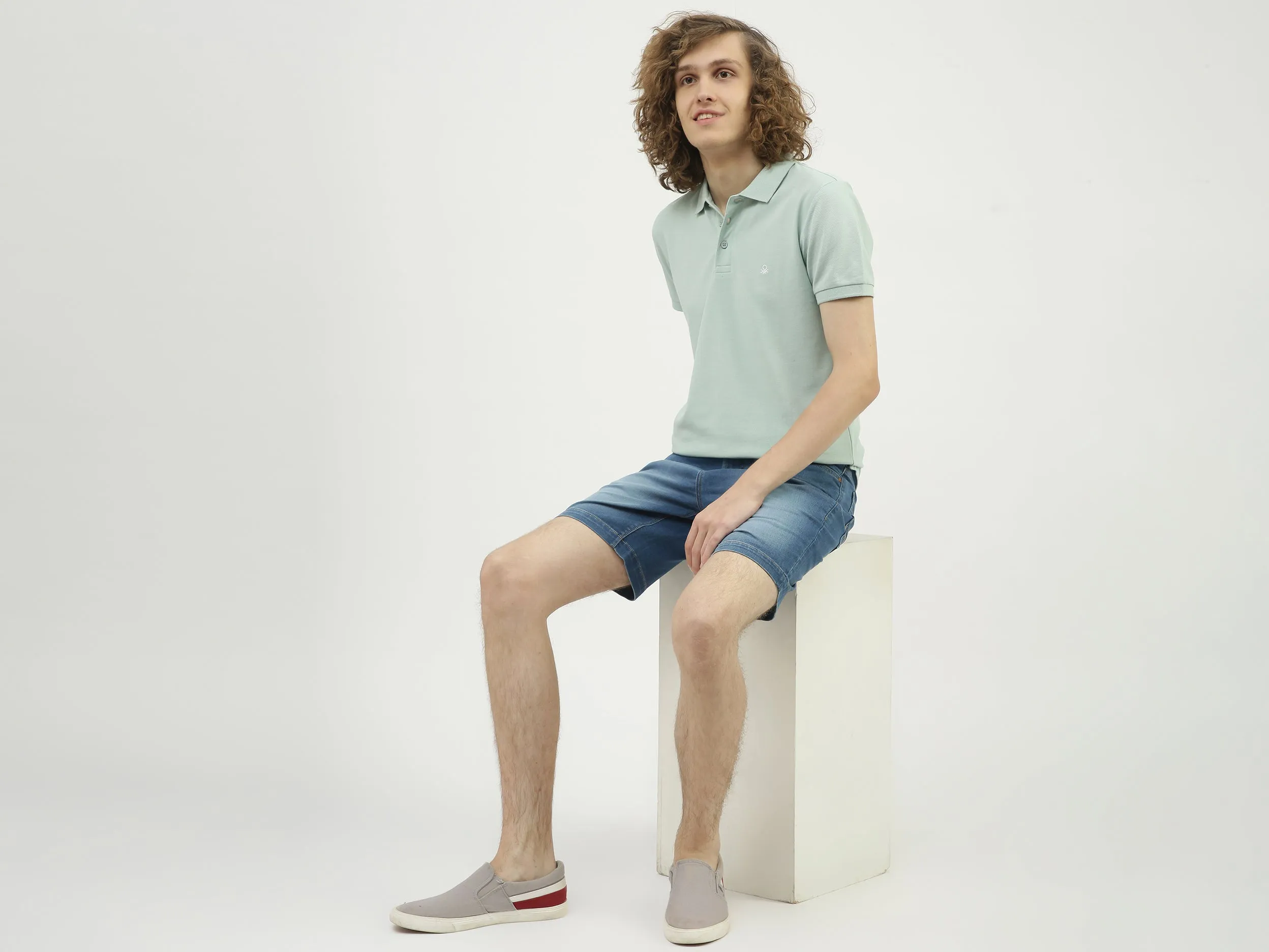 Men Solid Slim Fit Shorts