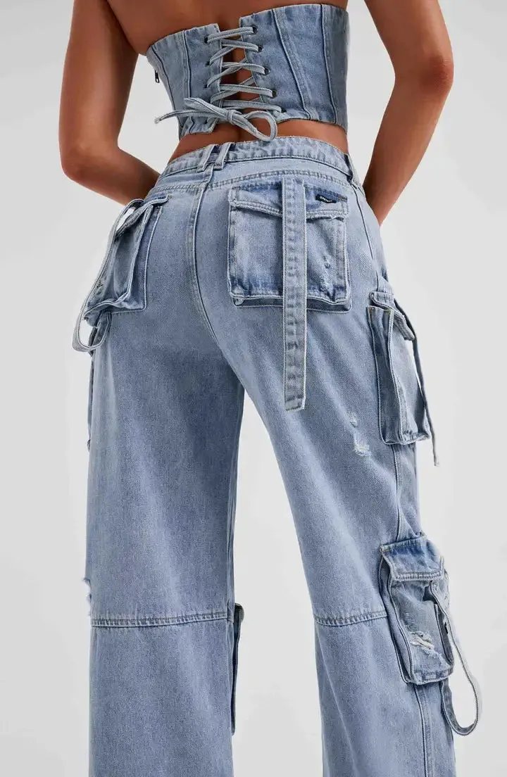 "Utility Meets Style – Cargo Denim Jeans for a Rugged, Modern Look"