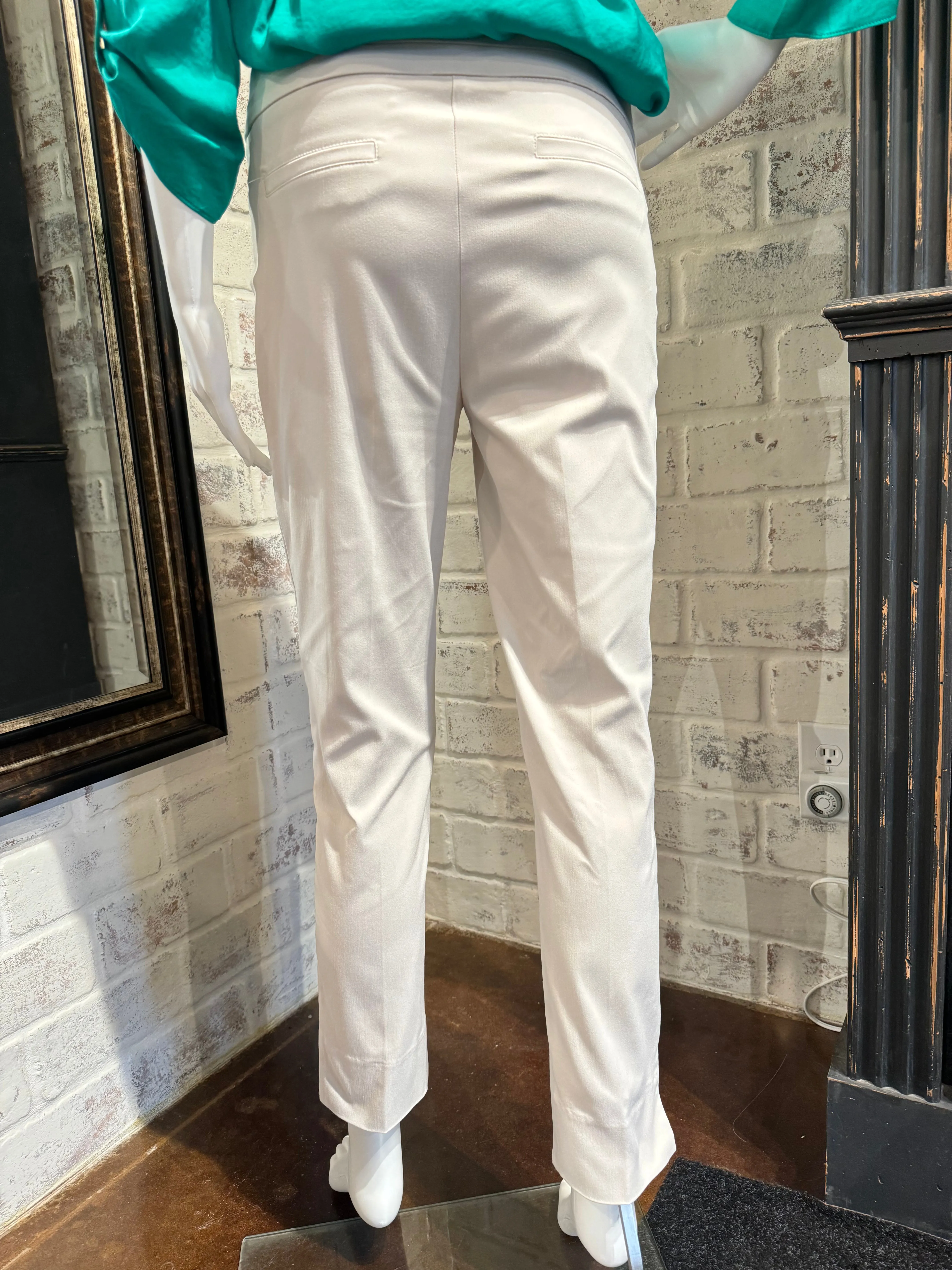 R1542 - Pull-On Ankle Pant