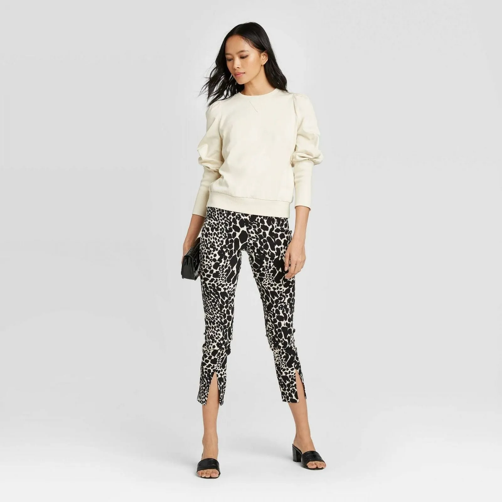 Who What Wear Women's Edwardian Pullover Sweatshirt